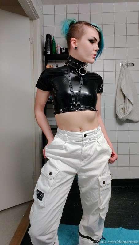 Last night's look! Went out to a club, did some dancing and ..