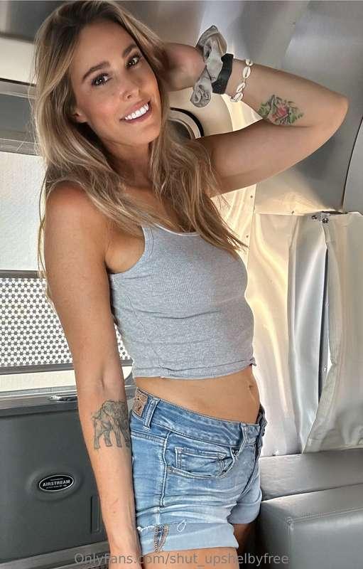 See more of my naked airstream adventures>>>> https://onlyfa..