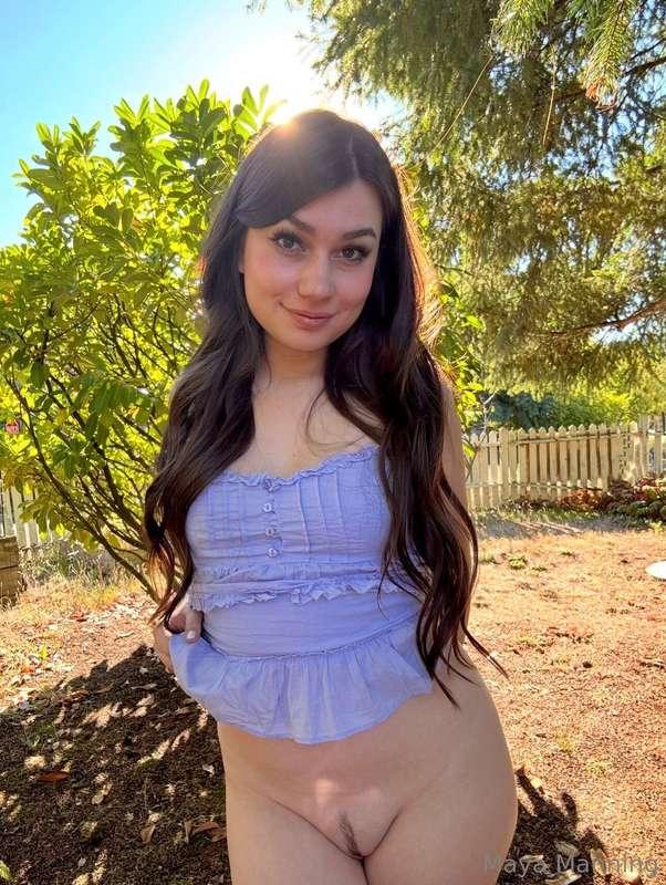 I’m a fun neighbor tbh 😋