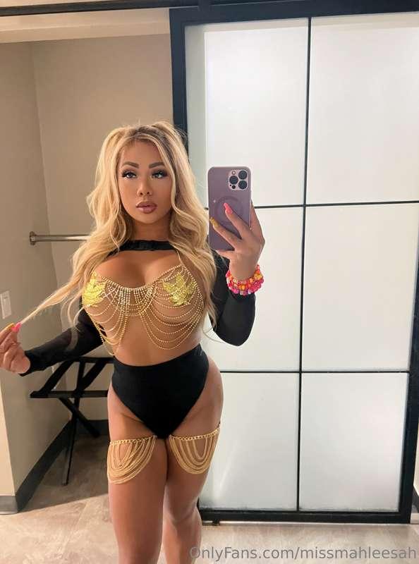 I’ll be your rave bae🥰💕