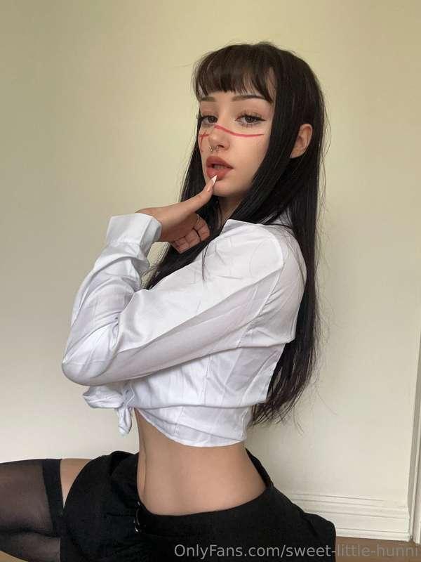 More yoru cosplay pics 🥴😖💋  Keep an eye out in ur DMs 🫶🏼 set..