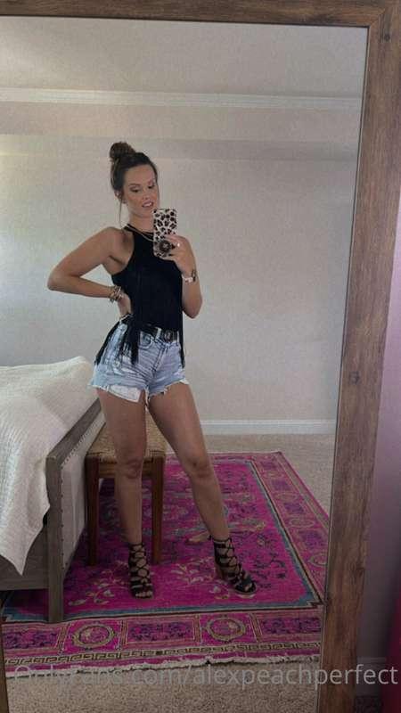 Whatcha think about this outfit? One of my besties is in tow..