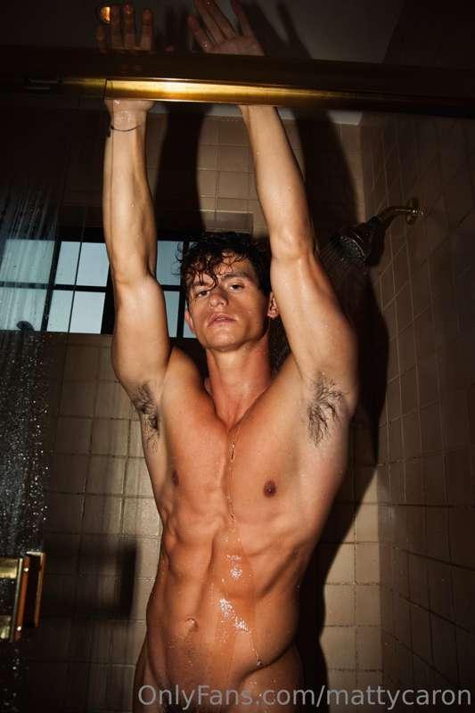 Morning showers >>> wanna take one with me?