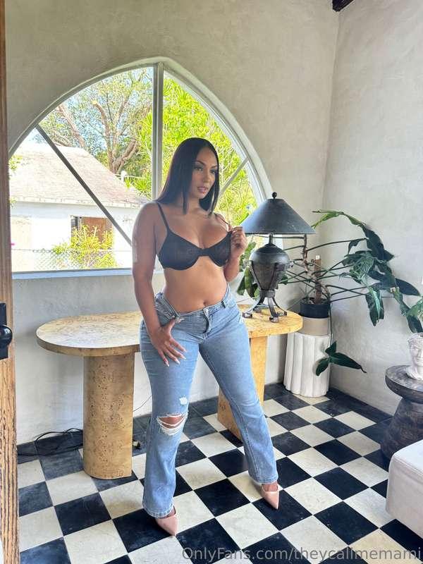 A little BTS action…The OTHER side of me you don’t usually g..
