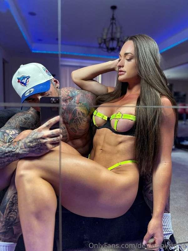 watch me fuck this fitness beauty @rose.fittt Tip me $12 for..