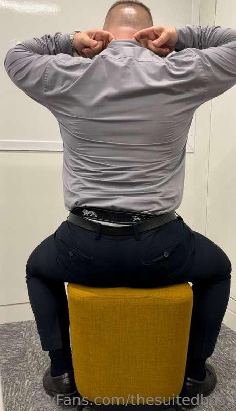 thesuitedboss image #4