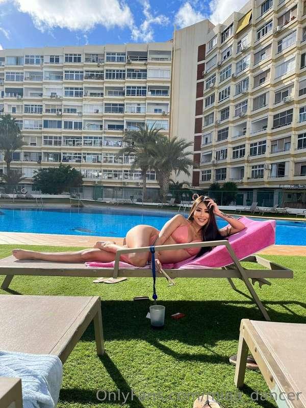 Hello sweetie😋why don't you lie down in the sun with me for ..