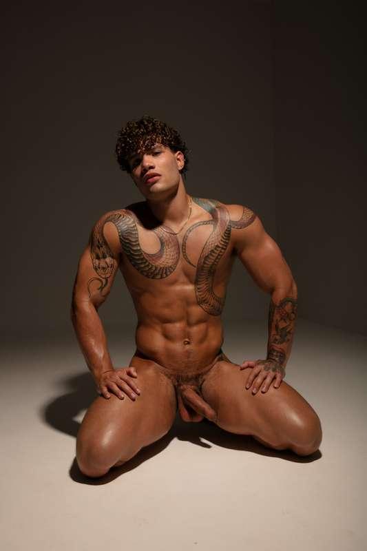 joan_crisol image #0