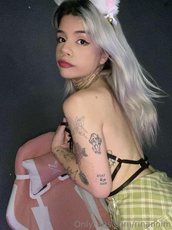 Last from this set 🖤
Want to see the video I made between th..