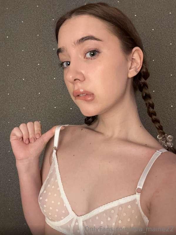 ## CUTE SLUT @jennifer_jennie@jennifer_jennie TENDER PUSSY B..