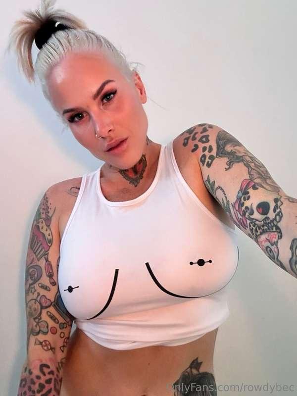 giving you that look 😈