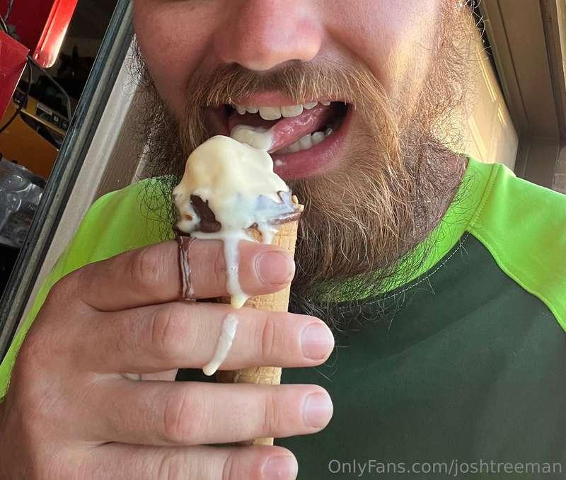 Do you like the way i lick the cream? Imagine how i will lic..