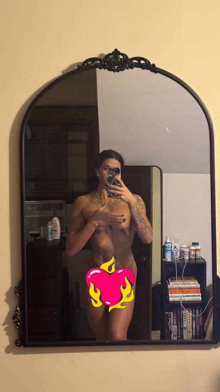got a new mirror for my room🤪