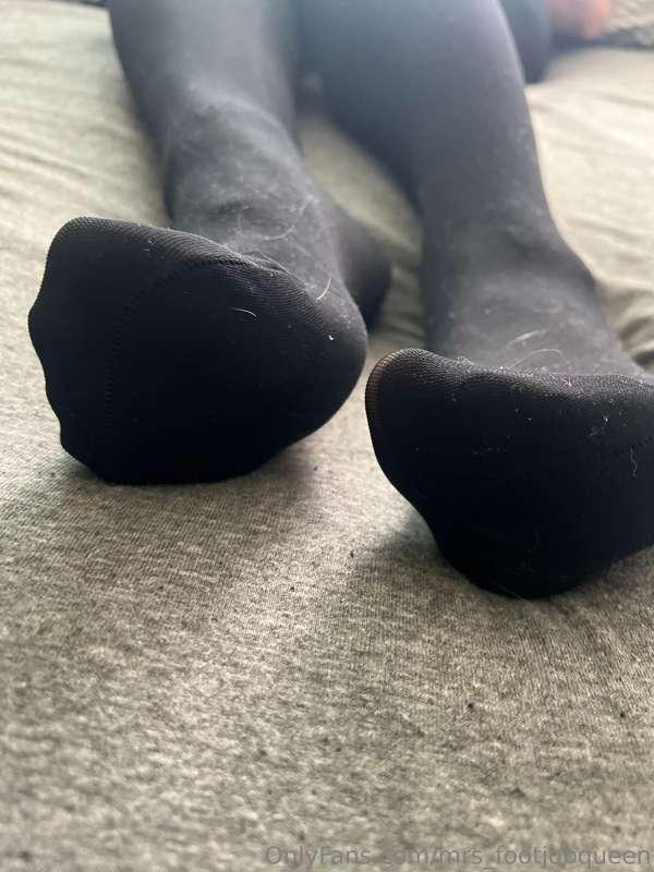 mrs_footjobqueen image #6