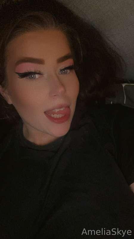 Night guys 💖💖 new video dropping tomorrow xox