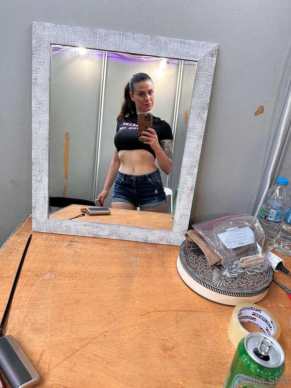 star_billie image #1