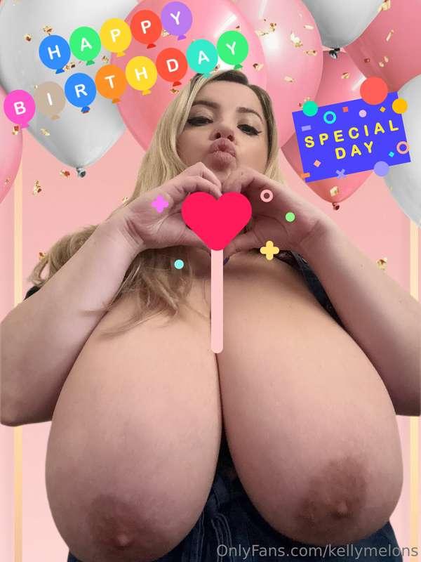 **HAPPY 31st BIRTHDAY TO ME** 🥳 🎈🎂 🎁 😘