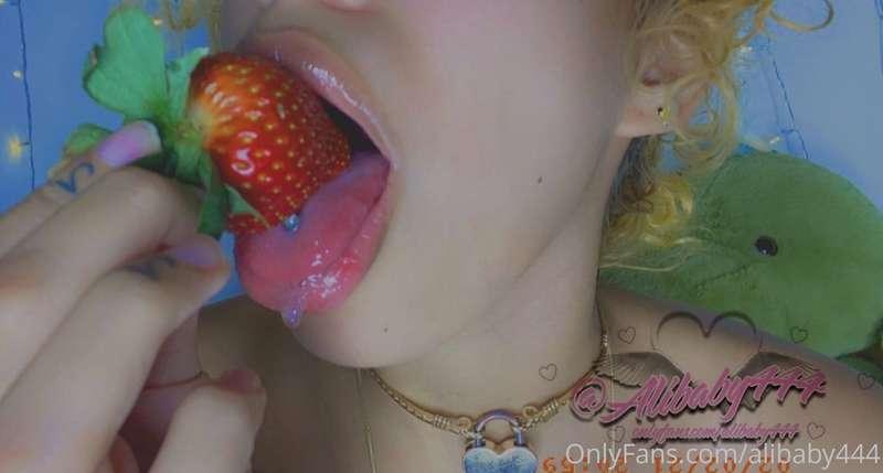 9 pics!! which ones is ur favorite? lip worship nd oral fixa..