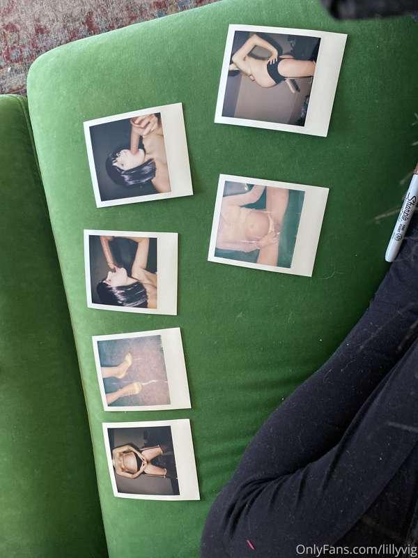 Would you buy polaroids of me & keep them in your wallet? 🫢