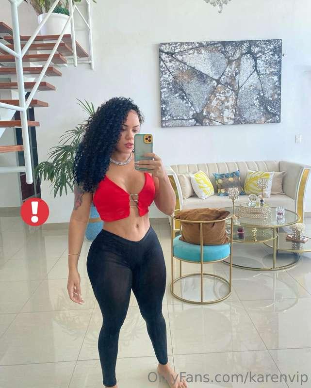 Amor te gustaría una llamada con mi Licra ajustada ? 😋

***L..