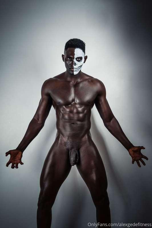 Can't wait to share you guys the rest of Halloween inspired ..