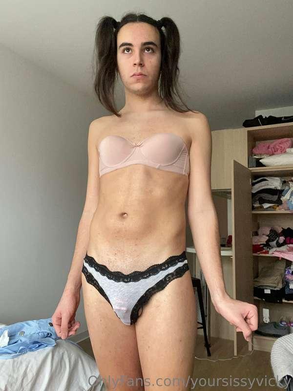 yoursissyvicky image #1