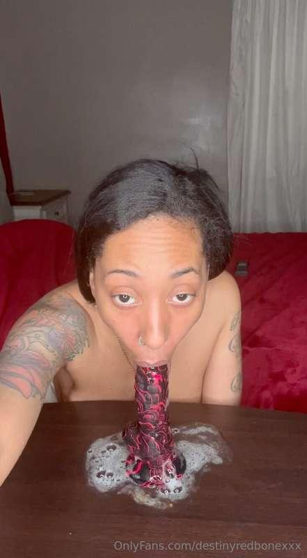 Look at the mess I made while you face fuck me babe 🍆🫦 Do yo..