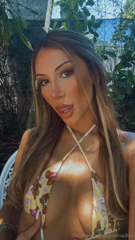 I'm craving for something tasty and meaty 🍆