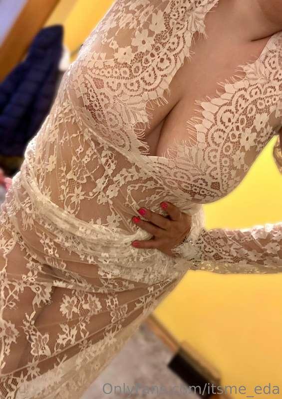 How you like me in lace?