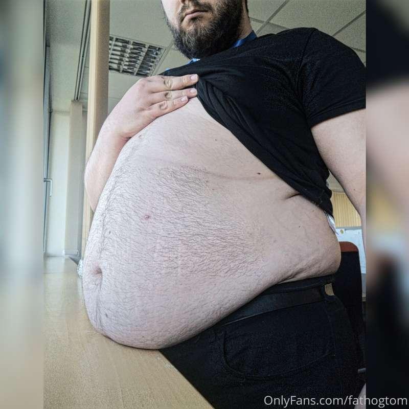[322 lbs] I recently found out my railroadmap of stretch mar..