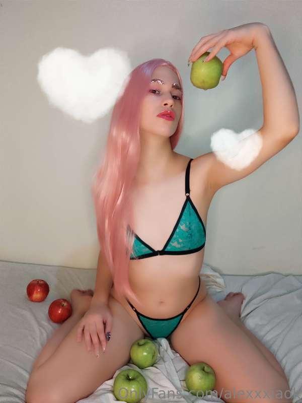 alexiafreakybunny image #2