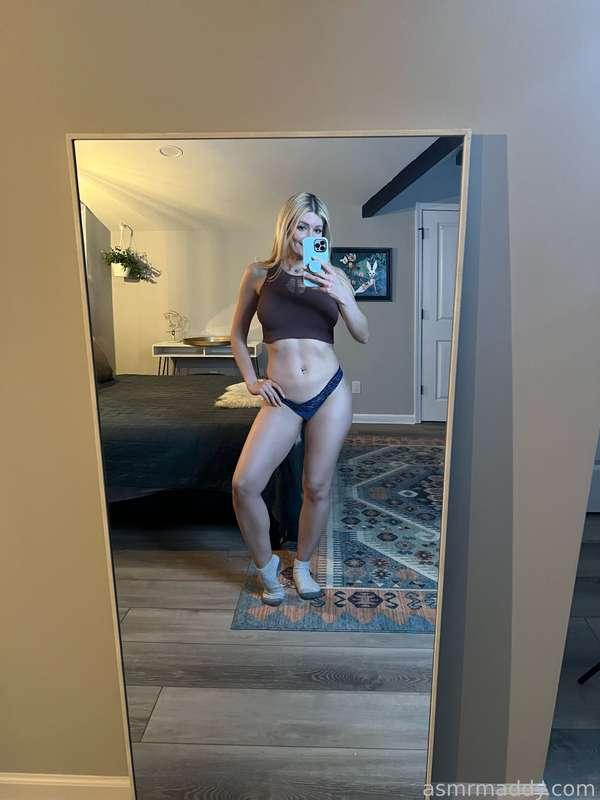 asmrmaddy image #1