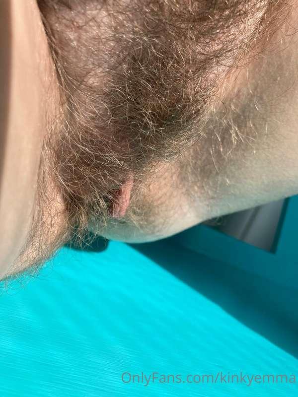 Wanna have my lips sucked!