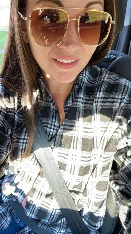 I’d look cute in your flannel 😉