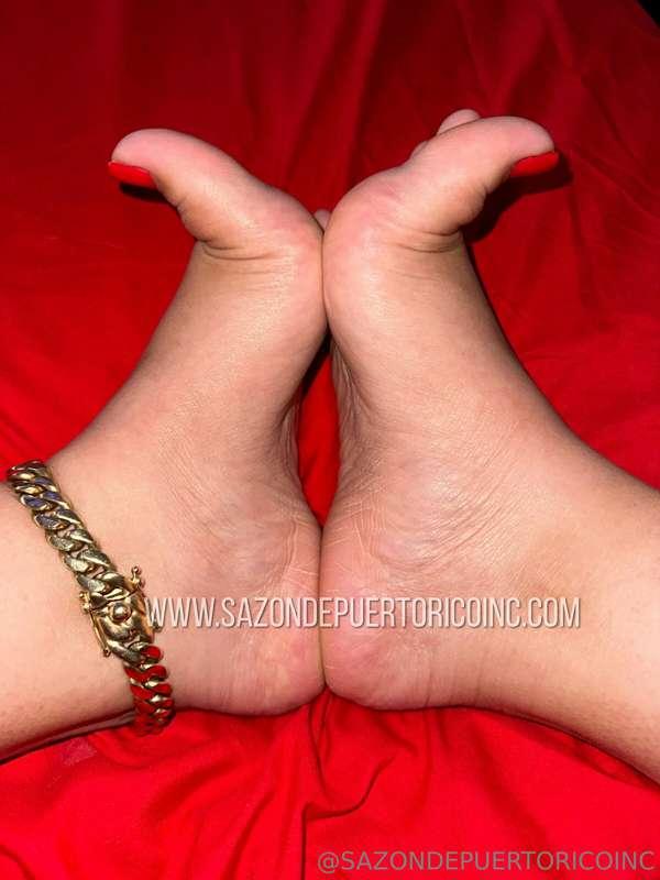 Think about these pretty feet wrapped around your dick until..
