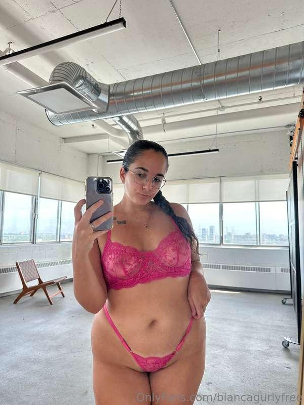 Wanna shoot with me ? 😍