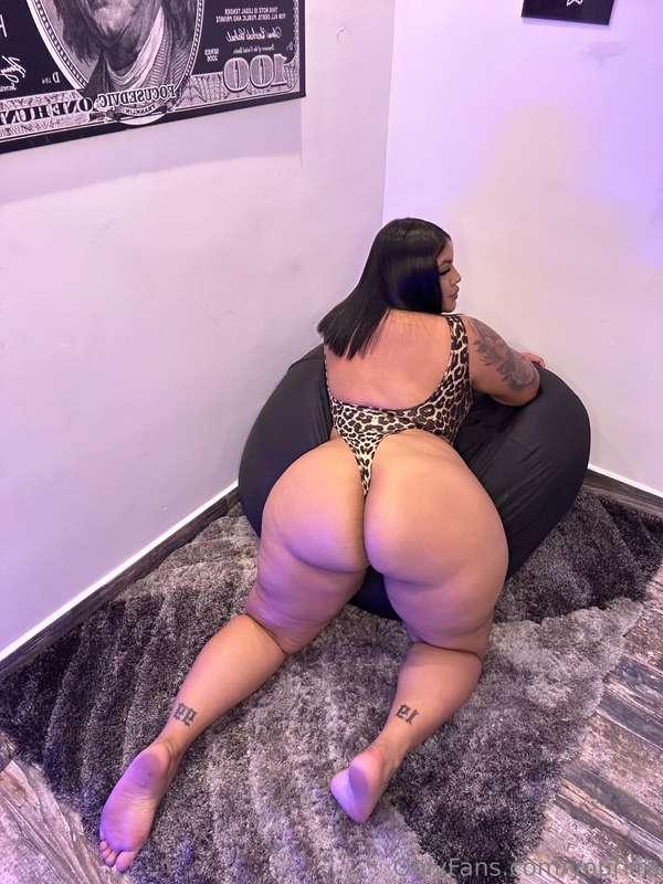 My ass looks good 🥵😉