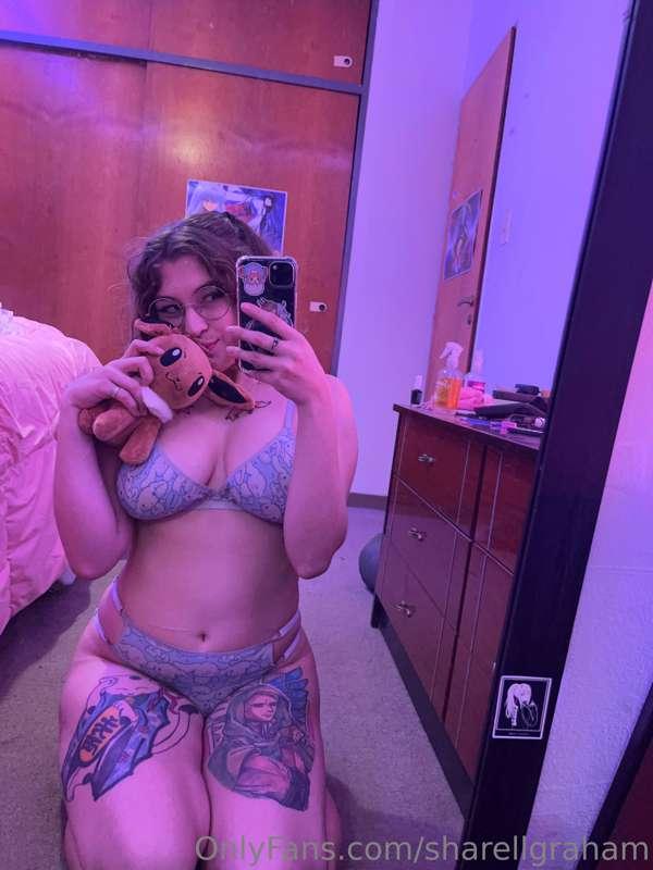 looking vibrant in my blue lingerie 💙✨