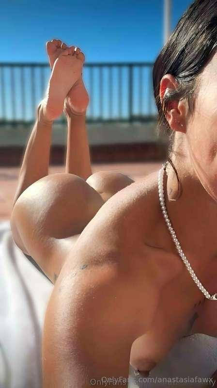 🔥𝐅𝐑𝐄𝐄 𝐏𝐀𝐆𝐄 🔥
Say hi to my Colombian friend @colombianskinny ..
