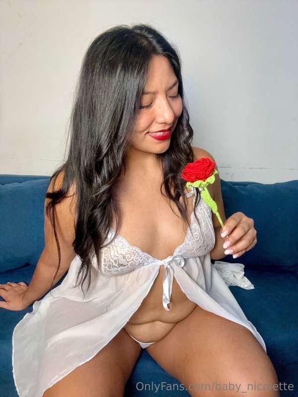 💖💖💖 Valentine's day vibes 💖💖💖Would you like to have a date w..