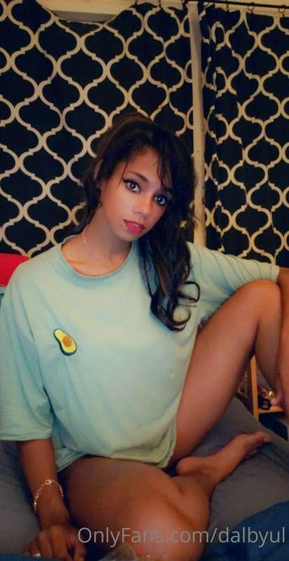 Low Quality photos = best photos 

Messages are open for req..