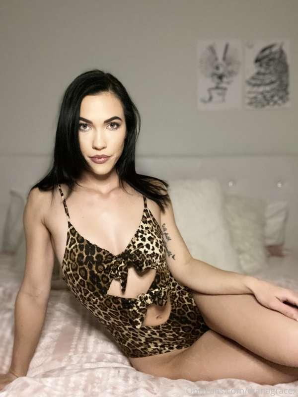 Cum relax with me 😘 Send me a DM 🫦