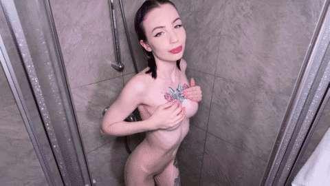 Super fresh new video in the shower 🤪💦 
Video includes: dildo fuck 🍆 slobbery blowjob 🤤 wet pussy 💦 cum in mouth 😋

#fyp