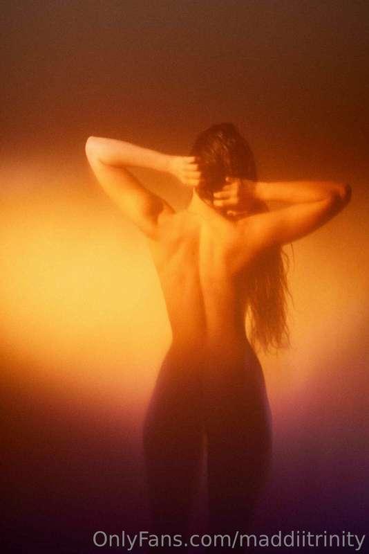 9pm tonight nude euphoria vibes shoot released in ur dms x t..