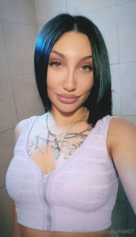@latinasexybonita Hi daddy, I'm waiting for you to fulfill y..