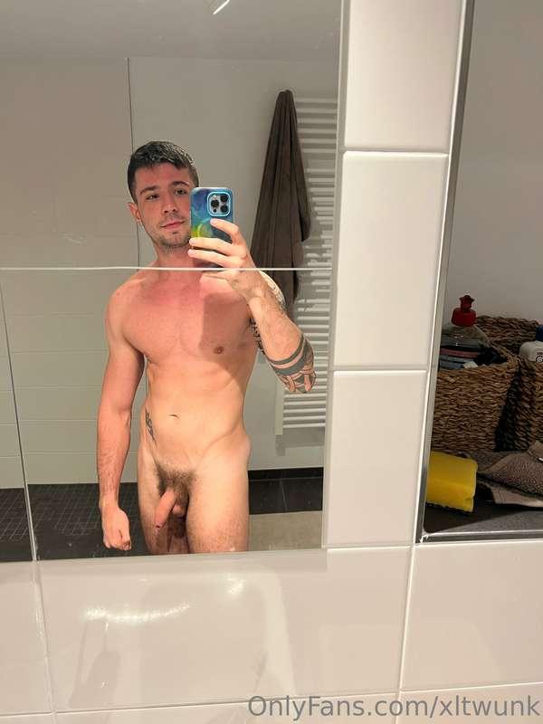 Getting ready for a night full of fun 😈