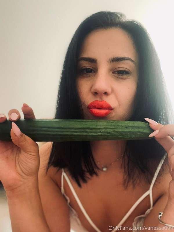 Che ci facciamo con questa?  What can we do with this? 🙈