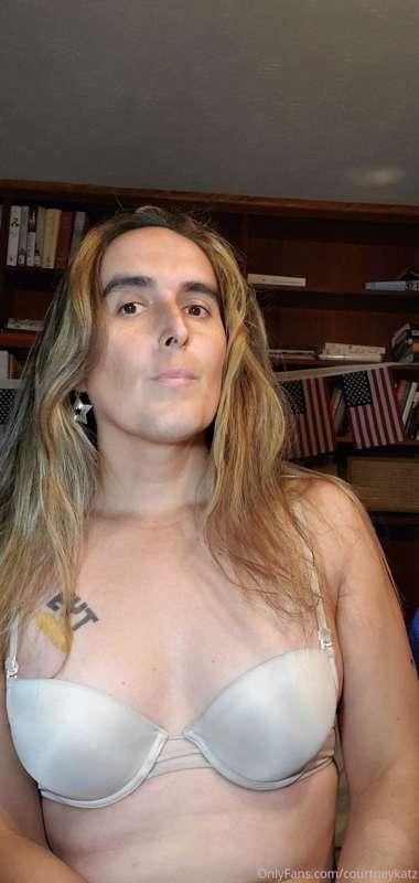 courtneykatz image #0