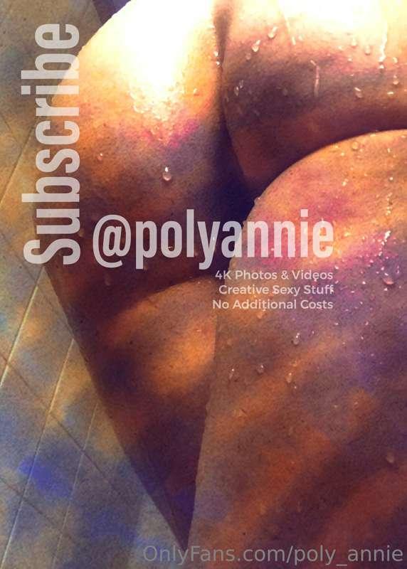 @polyannie 💖
My Entire body of erotic work, fully accessible..