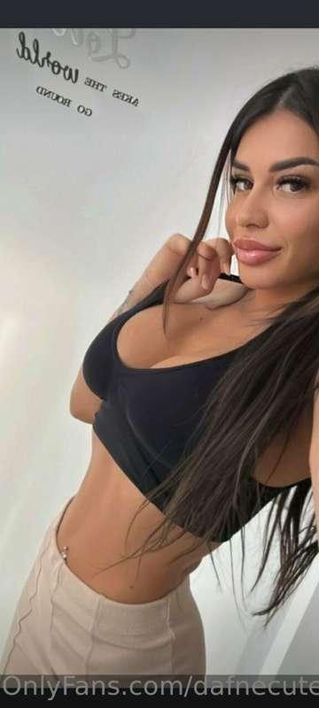 Hi,I'm your Emma🤭,I would like you to subscribe to my profil..